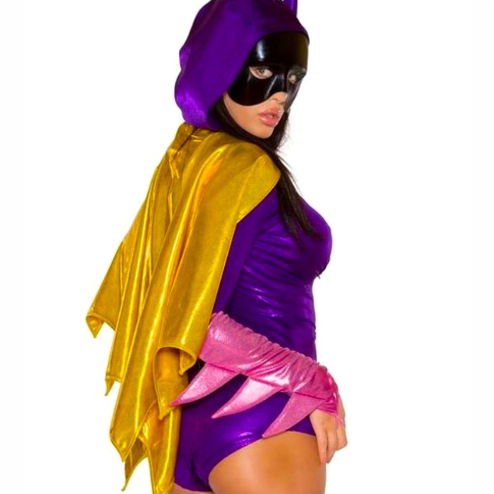 RETRO BATGIRL NWT DESIGNER COSTUME FINAL SALE